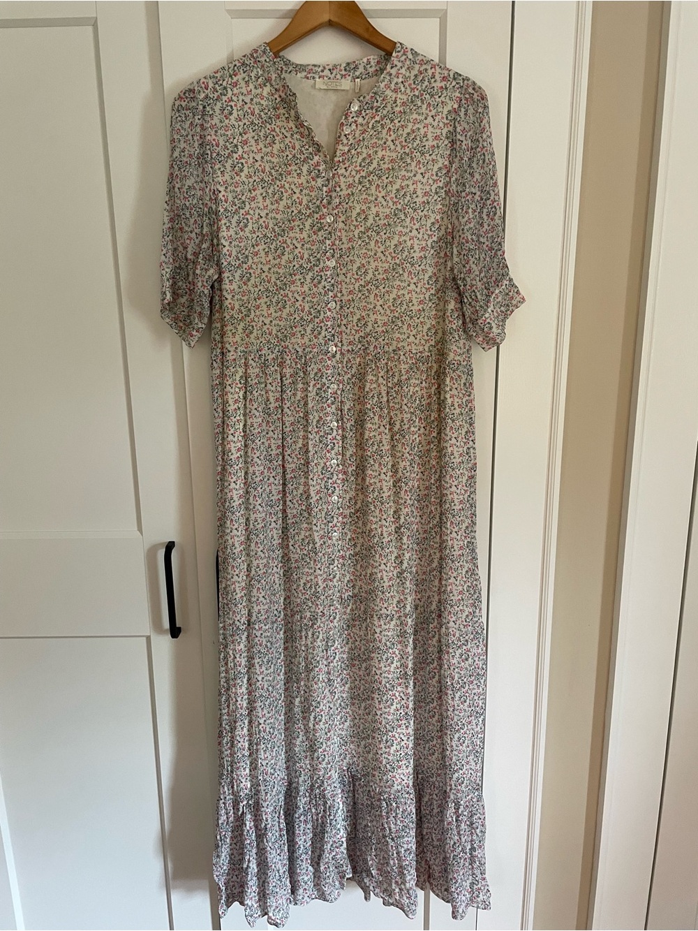Floral Button-Front Maxi Dress in Cream and Pink